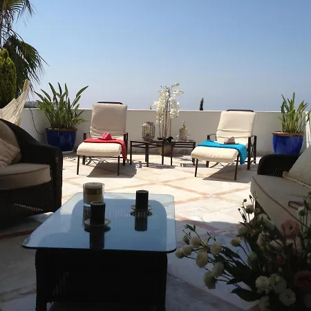 Apartment Stunning 175 M2 With Terrace And Jacuzzi Marbella