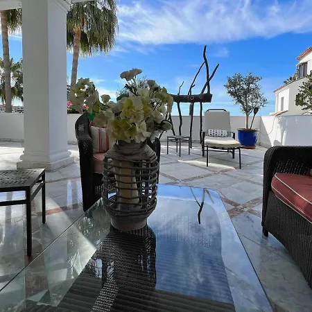 Stunning 175 M2 With Terrace And Jacuzzi Marbella